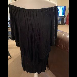 ELAN Black off shoulder Dolman SLV V cut top